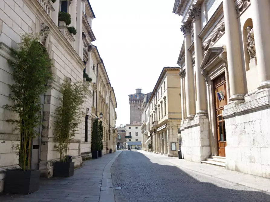 Immagine 4 di Negozio in affitto  in CORSO PALLADIO a Vicenza