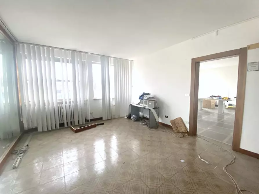 Immagine 5 di Ufficio in affitto  in via ponte ospedaletto a Longiano