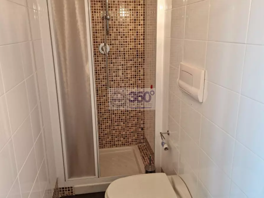 Immagine 10 di Ufficio in affitto  in Via Carabioli a Cellatica