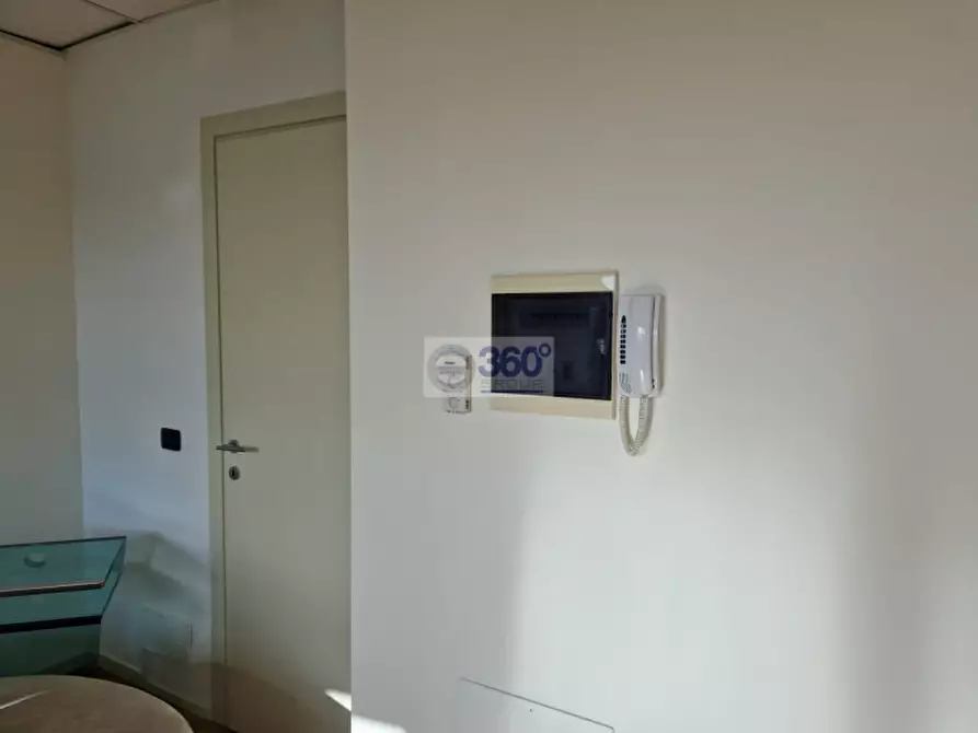 Immagine 11 di Ufficio in affitto  in Via Carabioli a Cellatica