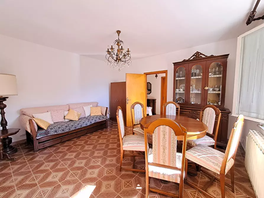 Immagine 3 di Appartamento in vendita  a Passignano Sul Trasimeno