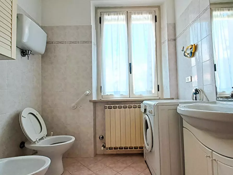 Immagine 14 di Appartamento in vendita  a Passignano Sul Trasimeno