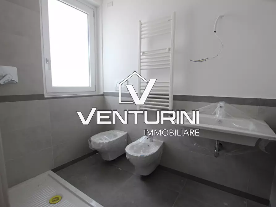 Immagine 18 di Appartamento in vendita  in Via Morazzone, 18 a Roma