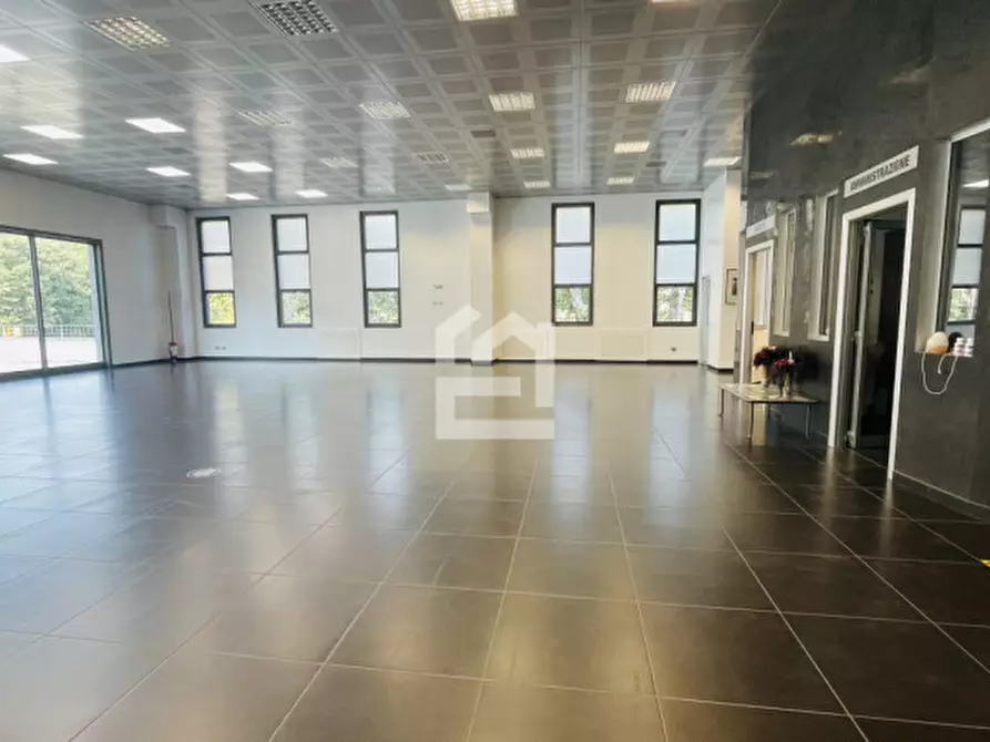 Immagine 3 di Ufficio in affitto  in Via Quattro Novembre a Prevalle