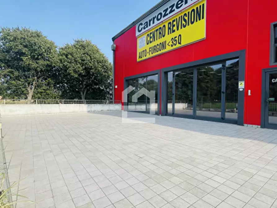 Immagine 6 di Ufficio in affitto  in Via Quattro Novembre a Prevalle