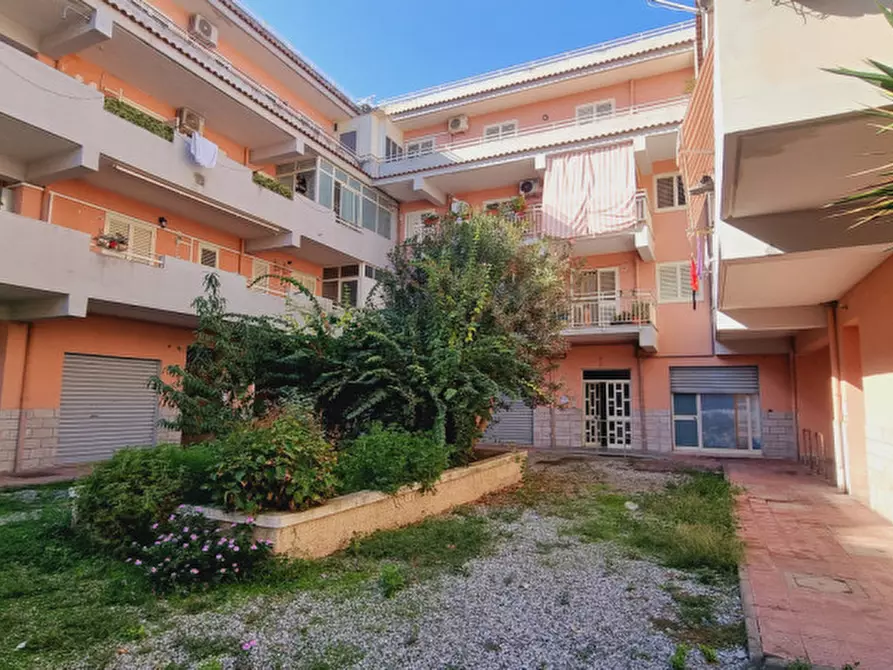 Immagine 18 di Appartamento in vendita  in via padre popielusko a Pace Del Mela