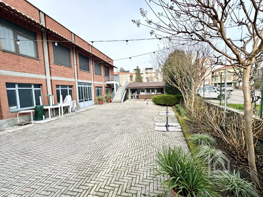 Immagine 6 di Attività commerciale in vendita  in Via Roma 1 a Berzano Di San Pietro