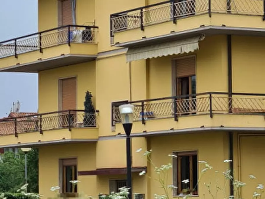 Immagine 29 di Appartamento in vendita  in via Modesta Rossi a Laterina Pergine Valdarno