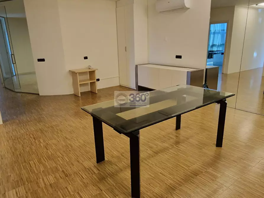 Immagine 1 di Ufficio in affitto  in Via Carabioli a Cellatica