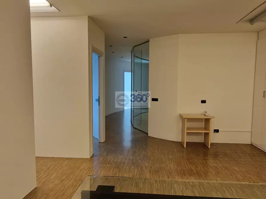 Immagine 2 di Ufficio in affitto  in Via Carabioli a Cellatica