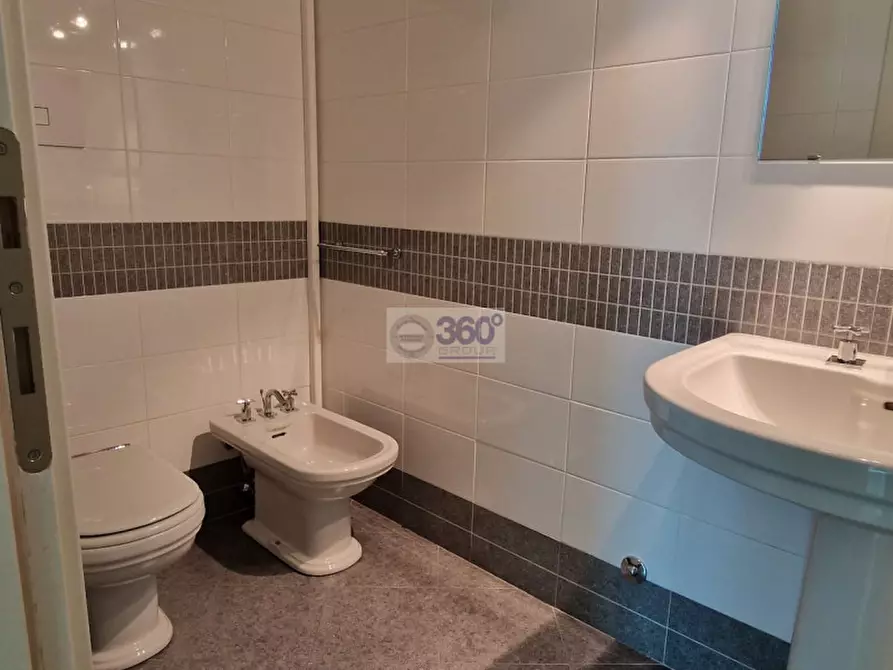 Immagine 11 di Ufficio in affitto  in Via Carabioli a Cellatica