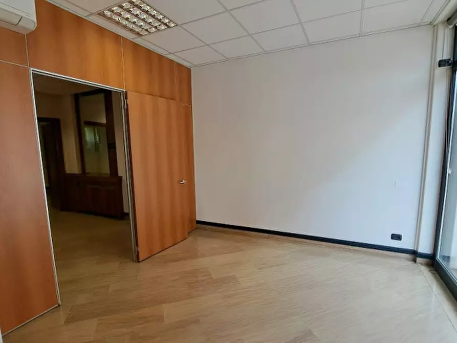 Immagine 3 di Ufficio in affitto  in Viale Trieste a Vicenza