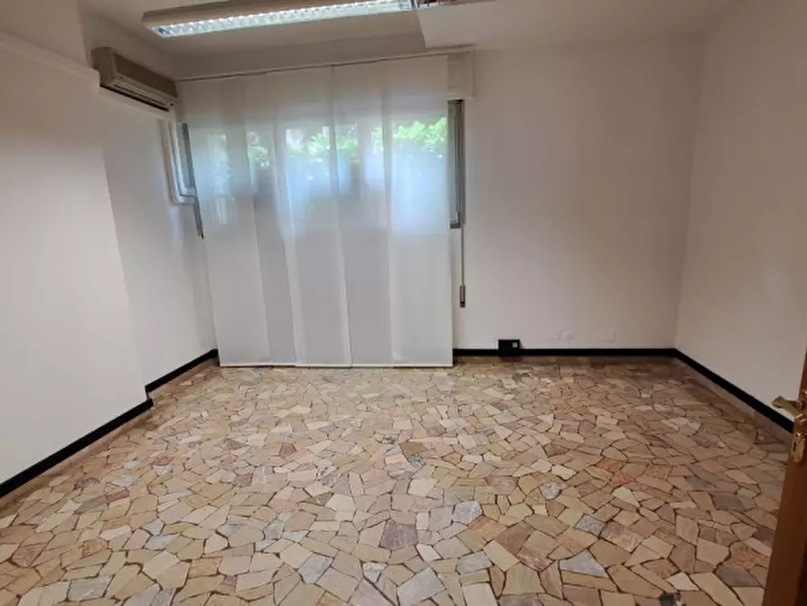 Immagine 4 di Ufficio in affitto  in Viale Trieste a Vicenza
