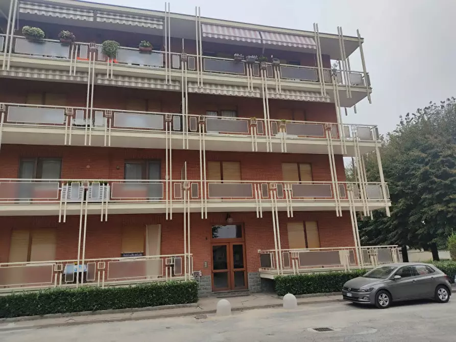 Immagine 1 di Appartamento in vendita  in via Cesana n. 6 a Santena