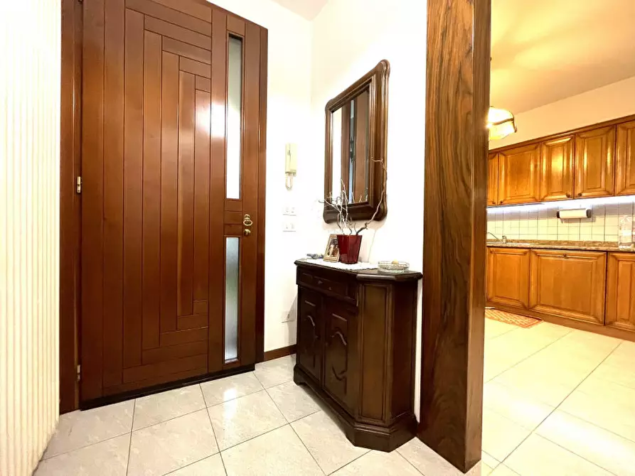 Immagine 5 di Casa bifamiliare in vendita  a Castelfranco Veneto