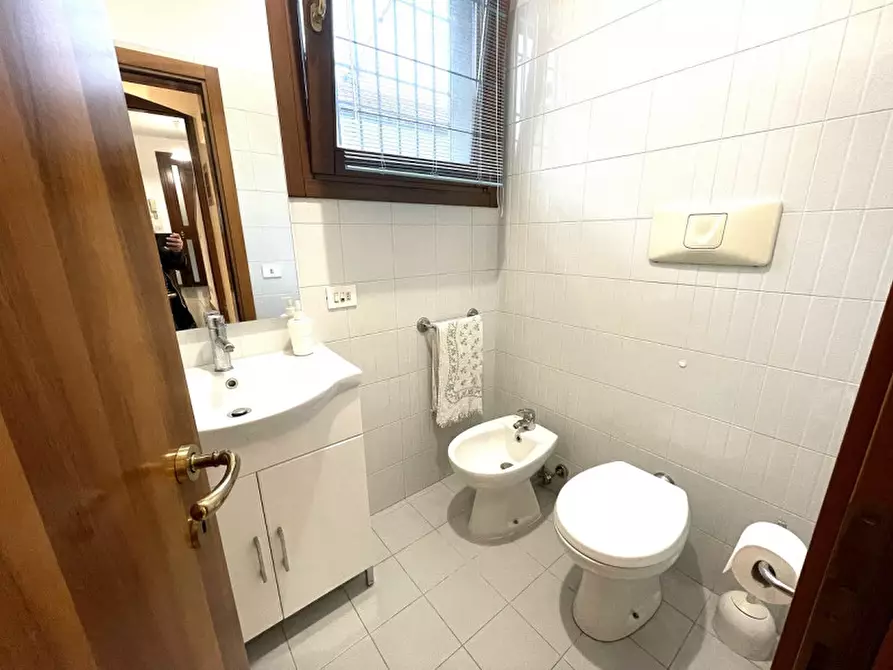 Immagine 6 di Casa bifamiliare in vendita  a Castelfranco Veneto