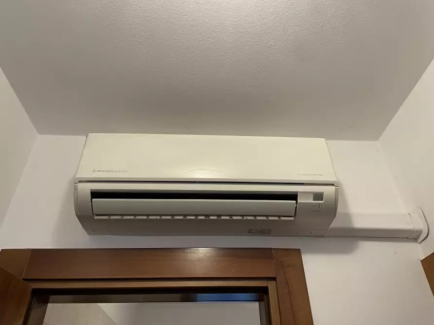 Immagine 8 di Casa bifamiliare in vendita  a Castelfranco Veneto