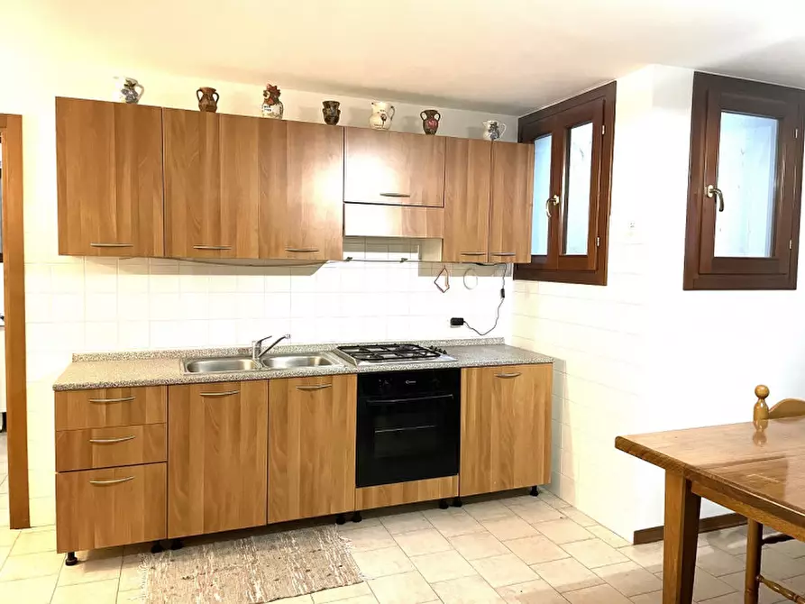Immagine 18 di Casa bifamiliare in vendita  a Castelfranco Veneto