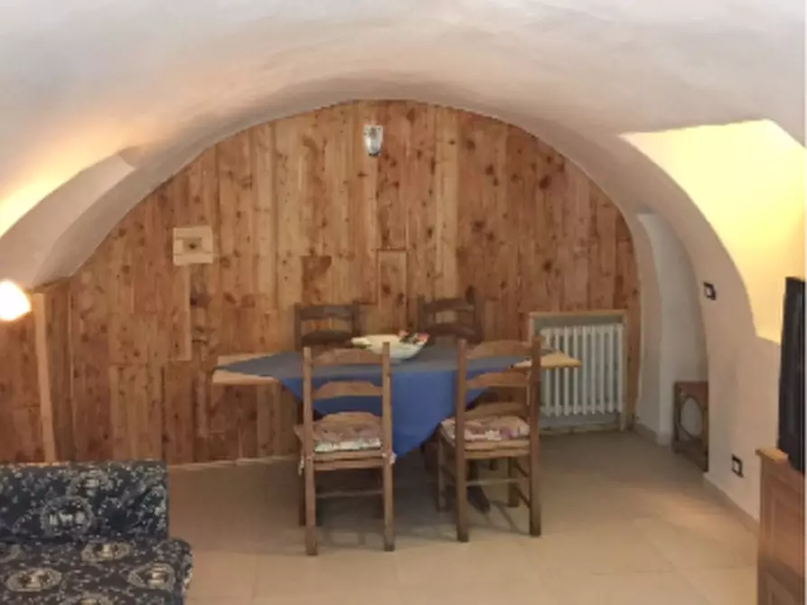 Immagine 11 di Appartamento in vendita  in Via Principale a Sauze Di Cesana