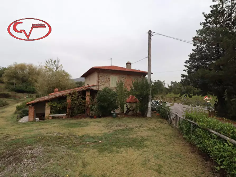 Immagine 2 di Villa in vendita  in valdambra a Bucine