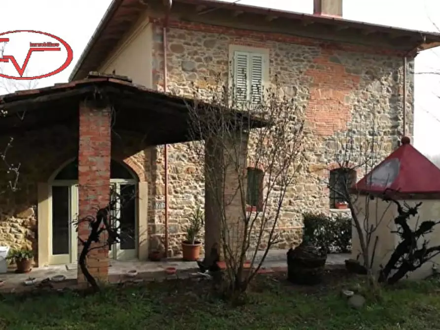 Immagine 3 di Villa in vendita  in valdambra a Bucine