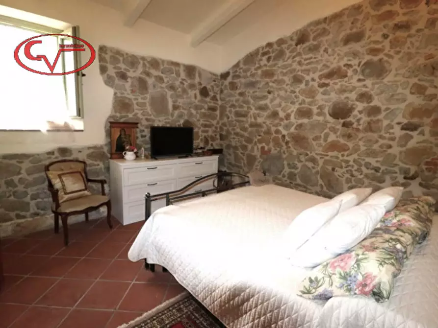 Immagine 27 di Villa in vendita  in valdambra a Bucine