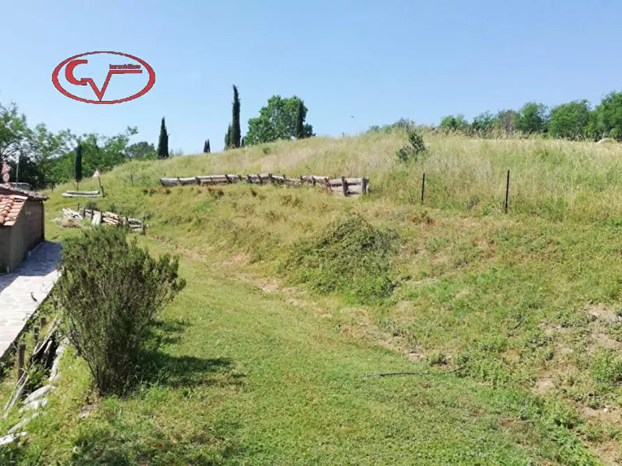 Immagine 33 di Villa in vendita  in valdambra a Bucine