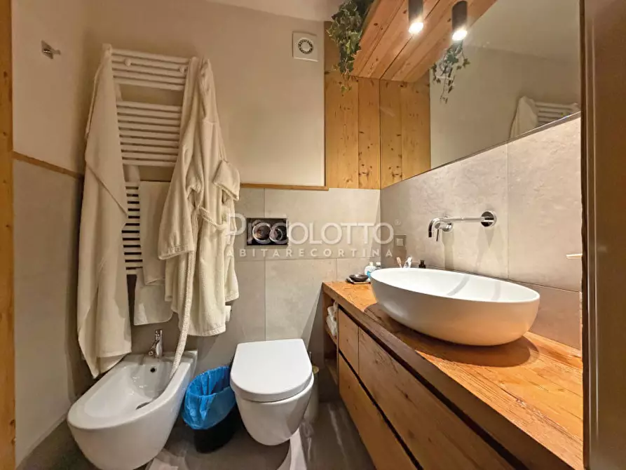 Immagine 12 di Appartamento in vendita  in via Crignes a Cortina D'ampezzo