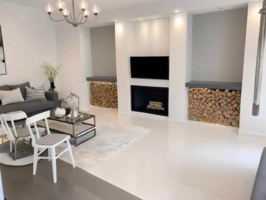 Immagine 14 di Casa indipendente in vendita  in Via Montello a Resana