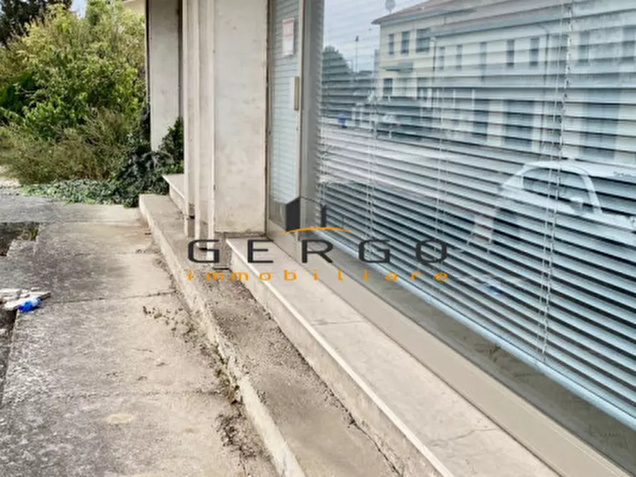 Immagine 38 di Casa indipendente in vendita  in Via Montello a Resana