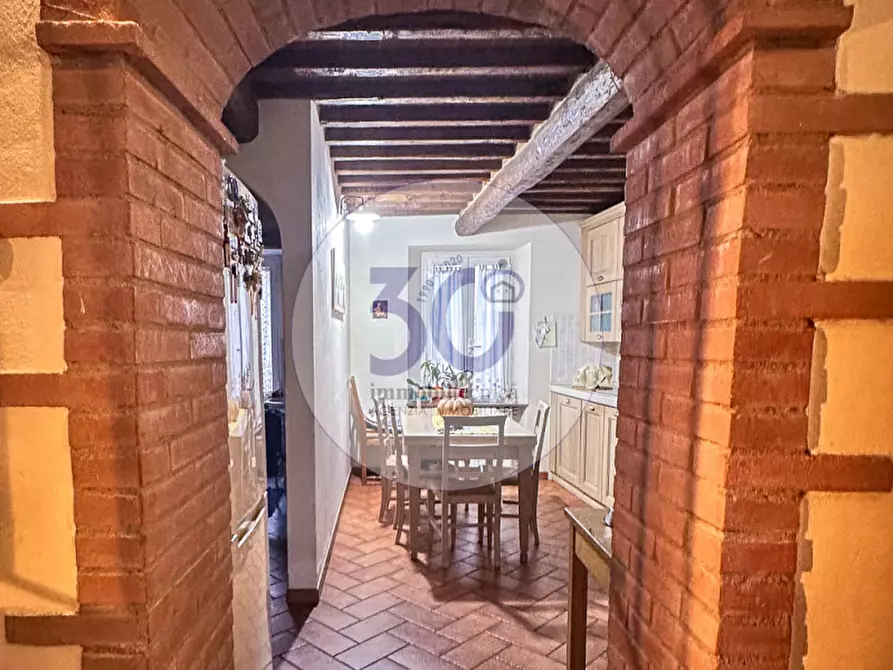 Immagine 3 di Casa indipendente in vendita  in Stroppiello a Arezzo