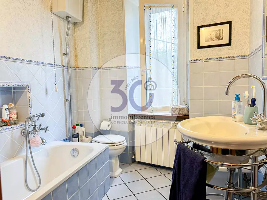 Immagine 9 di Casa indipendente in vendita  in Stroppiello a Arezzo