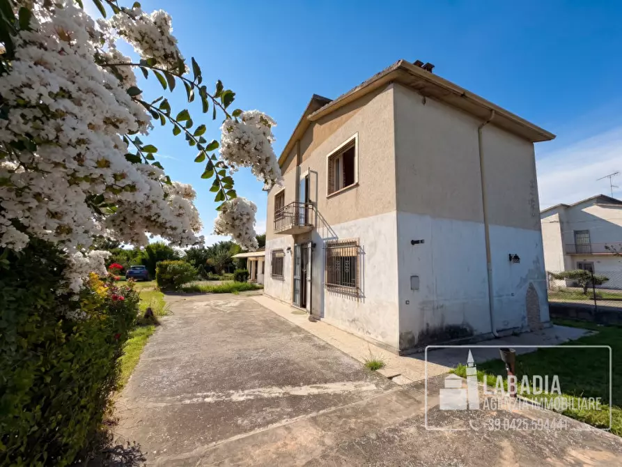 Immagine 44 di Villa in vendita  in Via Zelo 1435 a Ceneselli