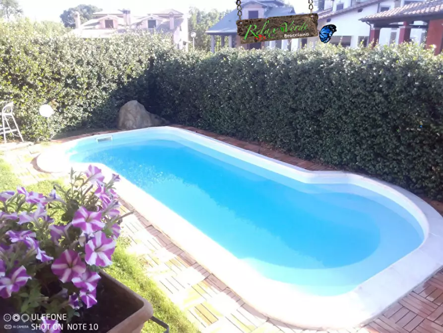 Immagine 1 di Villa in vendita  in Via Olmata Tre cancelli a Bracciano