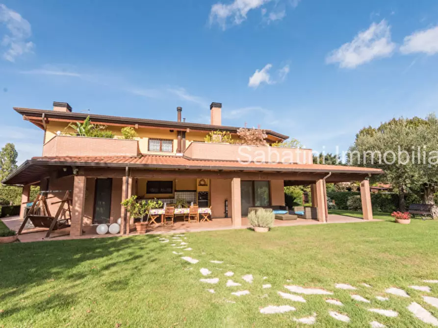 Immagine 2 di Villa in vendita  in Contrada Cerreto, 120 a Miglianico