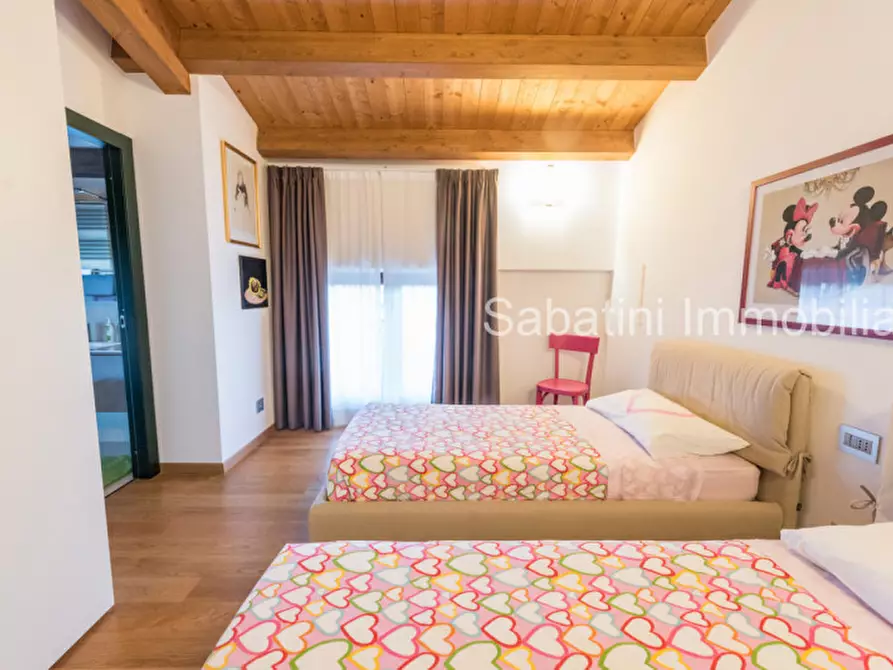 Immagine 33 di Villa in vendita  in Contrada Cerreto, 120 a Miglianico