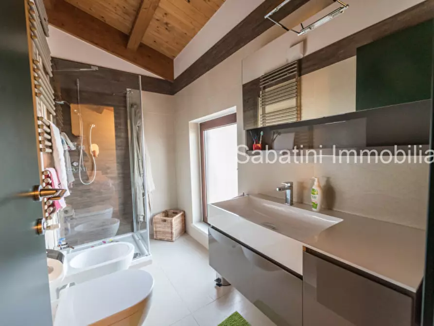 Immagine 35 di Villa in vendita  in Contrada Cerreto, 120 a Miglianico