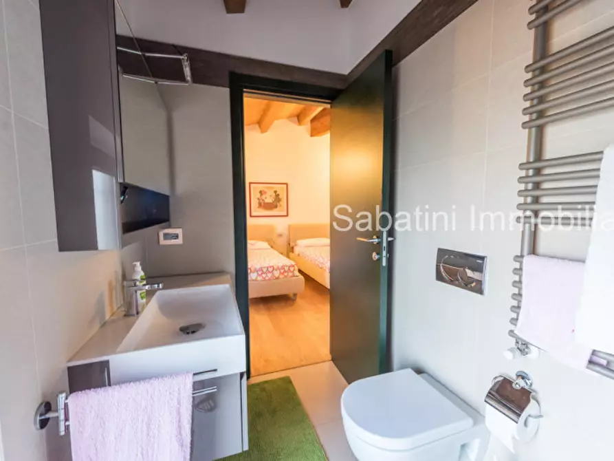 Immagine 36 di Villa in vendita  in Contrada Cerreto, 120 a Miglianico