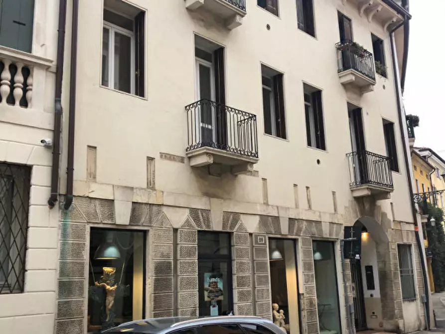 Immagine 1 di Appartamento in vendita  in CONTRA' SANTI APOSTOLI a Vicenza