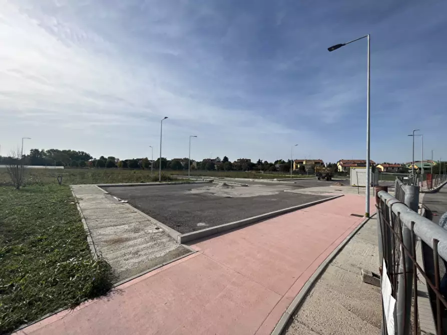 Immagine 8 di Terreno in vendita  in via monte rua a Padova