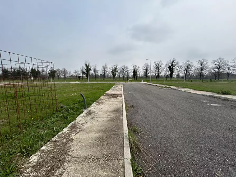 Immagine 10 di Terreno in vendita  in via monte rua a Padova