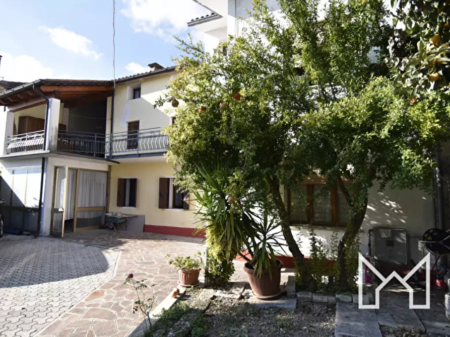 Immagine 2 di Rustico / casale in vendita  a Borso Del Grappa