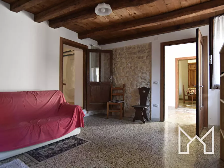 Immagine 9 di Rustico / casale in vendita  a Borso Del Grappa