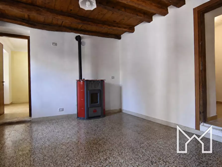 Immagine 22 di Rustico / casale in vendita  a Borso Del Grappa