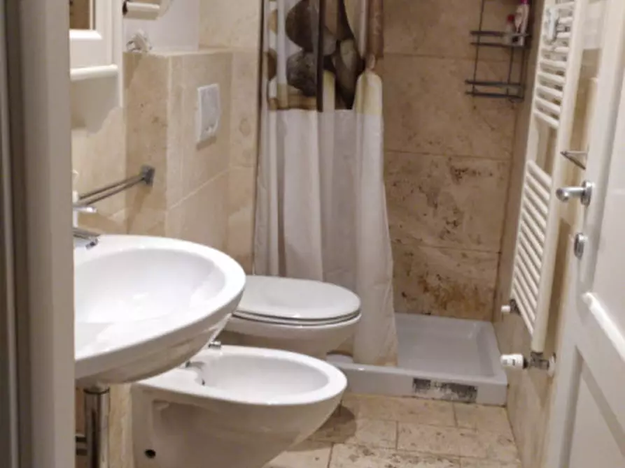 Immagine 11 di Appartamento in affitto  in VIA DELL'ARCOLAIO a Firenze