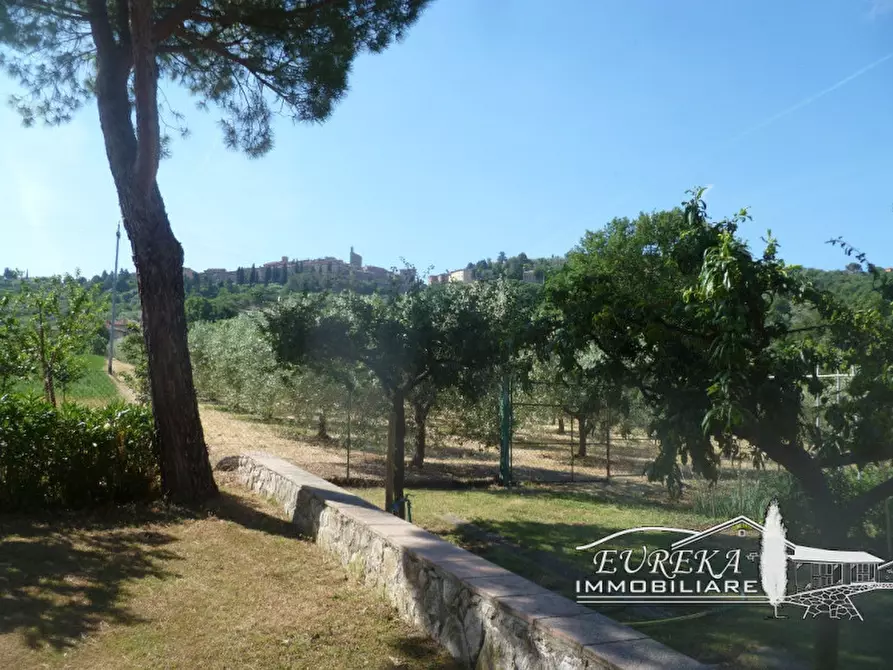 Immagine 42 di Villa in vendita  a Panicale