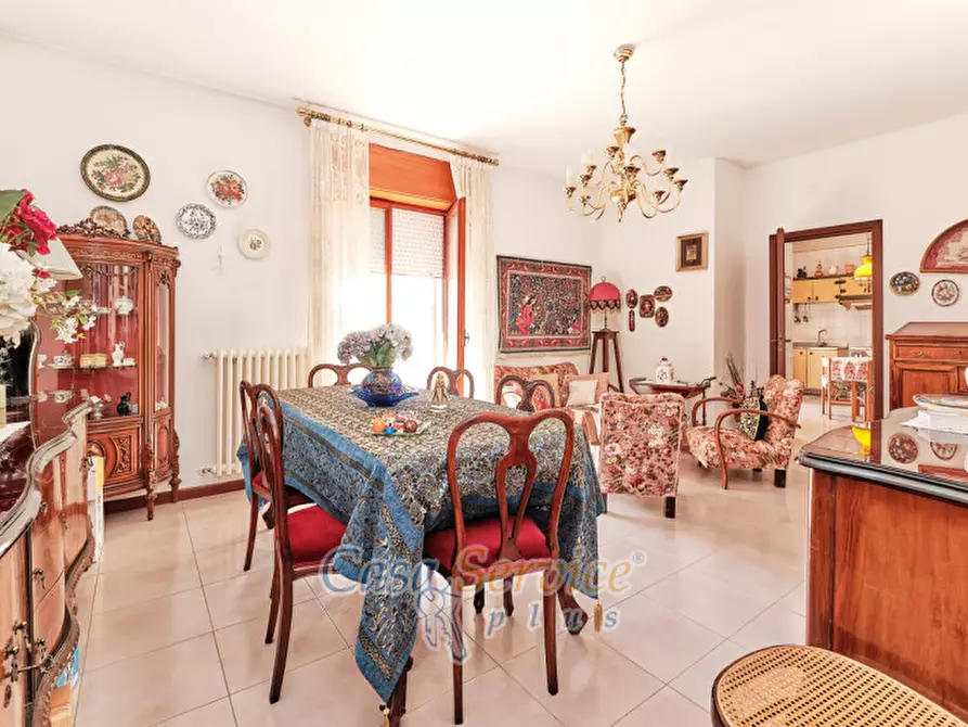 Immagine 1 di Appartamento in vendita  in Via Beccaria a Casarano