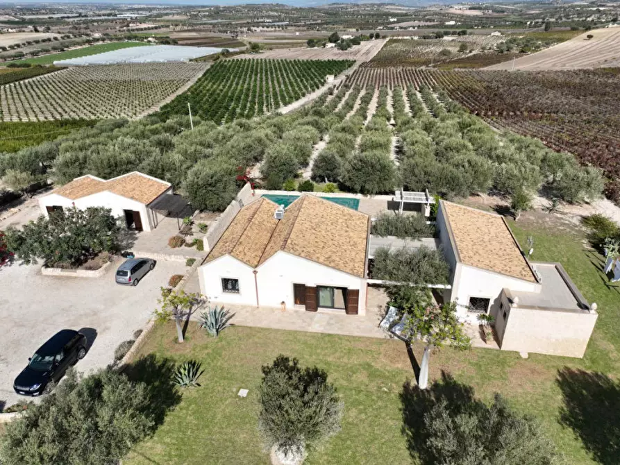 Immagine 34 di Villa in vendita  in Contrada Bonivini a Noto