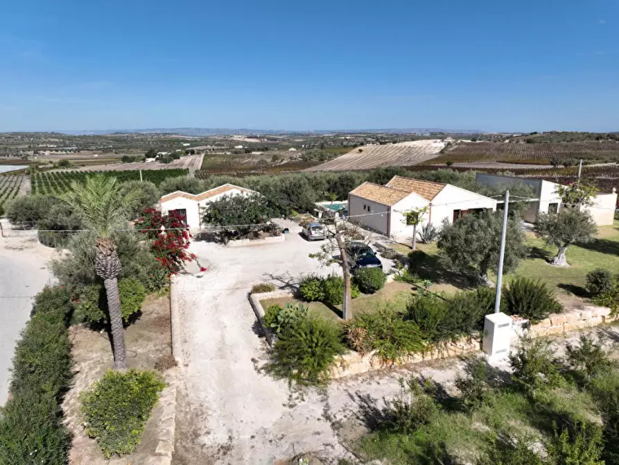 Immagine 40 di Villa in vendita  in Contrada Bonivini a Noto