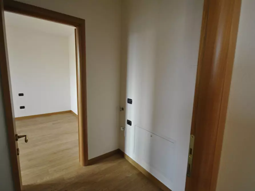 Immagine 4 di Appartamento in vendita  in VIA PIEROBON a Padova
